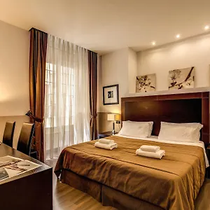 3* מלון Boutique Nazionale