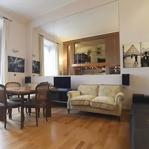 Appartamento Lo, Roma