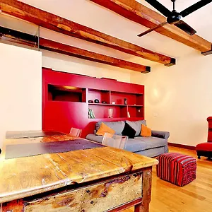 Appartamento Delcinque 26 - Loft In Trastevere, Roma